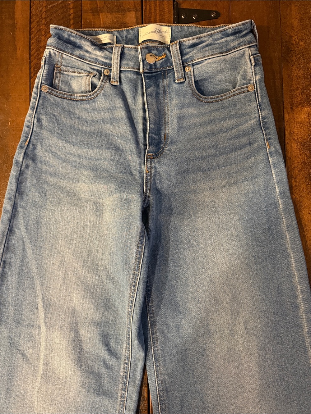 Universal Thread High Rise Jeans - Picture 4 of 7